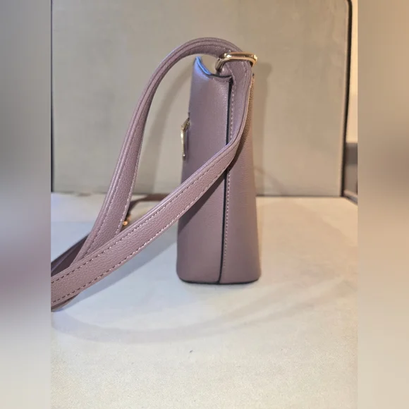 Dusty lavender Crossbody Bag with Gold Accent - Women - Picture 3 of 12